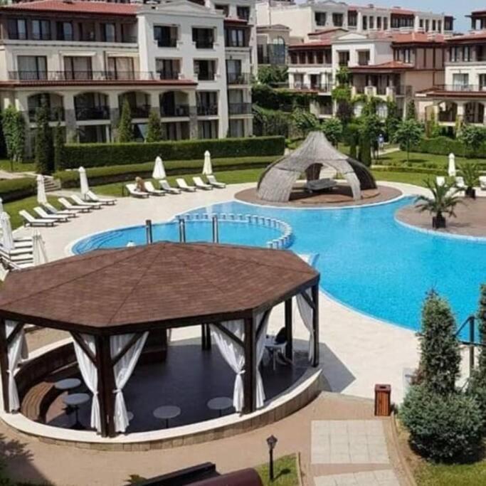 Апартамент В Green Life Beach Resort Созопол Екстериор снимка